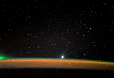 Планета Венера запечатлённая с борта МКС