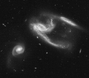 Чёрно-белые взаимодействующие галактики в обработке Judy Schmidt, NGC 7764A