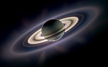 Рисунок арт Сатурна и его величественных колец
