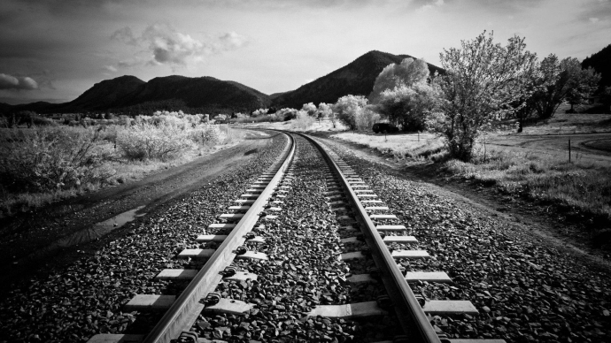 Черно-Белый Поезд Железной Дороги