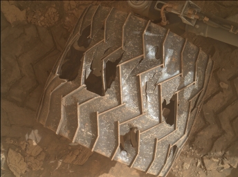 Состояние колёс ровера Curiosity, которые уже больше 9 лет бороздят просторы соседней планеты.