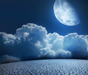 sky_moon_clouds_474736
