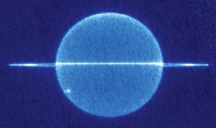 Ледяной гигант Уран и его кольца, запечатлённые в инфракрасном диапазоне 10-метровым телескопом обсерватории Кека.