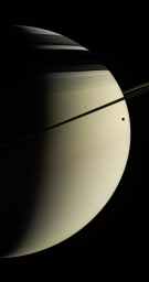 Два снимка Сатурна из 2005 года в обработке Кевина Гилла 1