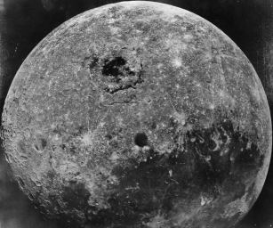 Обратная сторона Луны, запечатлённая советской станцией «Зонд-6» 14 ноября 1968 года