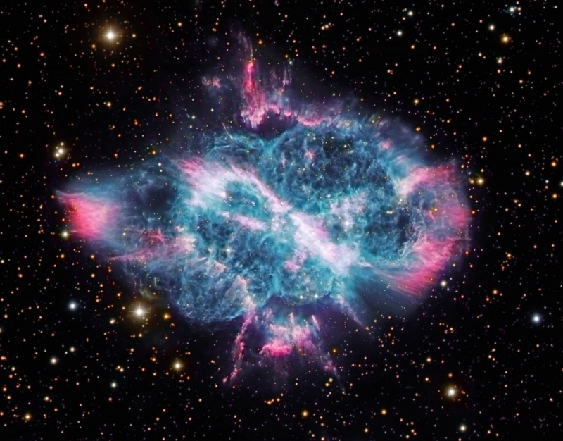 NGC 5189    Планетарная туманность с необычной симметричной структурой