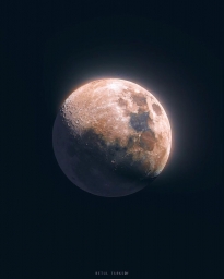 Свежий HDR снимок нашей спутницы (Луна) от фотографа Betul Turksoy