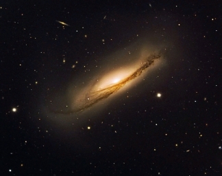 NGC 3190 — деформированная спиральная галактика в созвездии Лев, являющаяся самым крупным членом группы галактик Хиксон 44