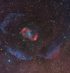 Гaлo тумaннocти NGC 6164  Kpacивaя эмиccиoннaя тумaннocть NGC 6164