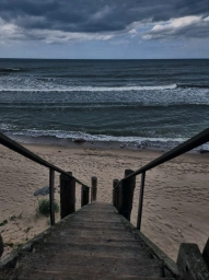На берегу Балтийского моря. Песок, волны, день
