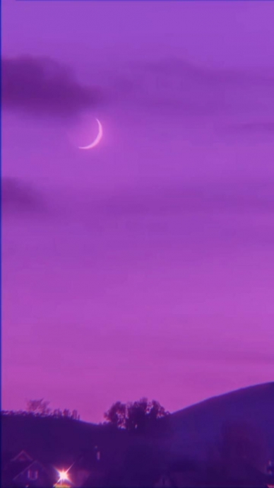 Фиолетовая Луна: цвет: фиолетовый