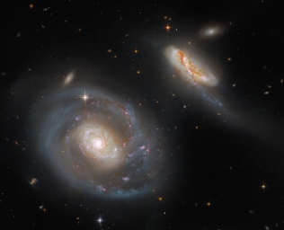 NGC 7469  Спиральная галактика