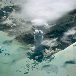Облако-башня над Багамами, сфотографированное с МКС