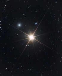 Мирах - кратная звезда в созвездии Андромеды на расстоянии приблизительно 197 световых лет от Солнца