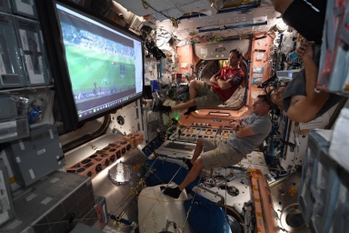 Коротко о том, как смотрели космонавты финал Лиги чемпионов на МКС
