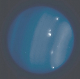 Уран в ноябре 2011 года. Снимок был сделан обсерваторией Кека на Гавайских островах с использованием адаптивной оптики.
