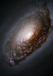 Портрет галактики М64, расположенной в 18 миллионах световых лет от нас в созвездии Волосы Вероники