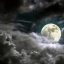 Луна, арт фото, в облаках в ночном небп